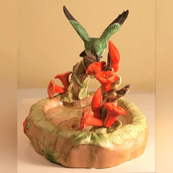 Hummingbird Ceramic - Picture 2 of 10
